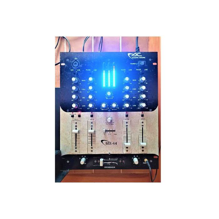 Mesa Mistura Acoustic Control MX-44 para Restauro