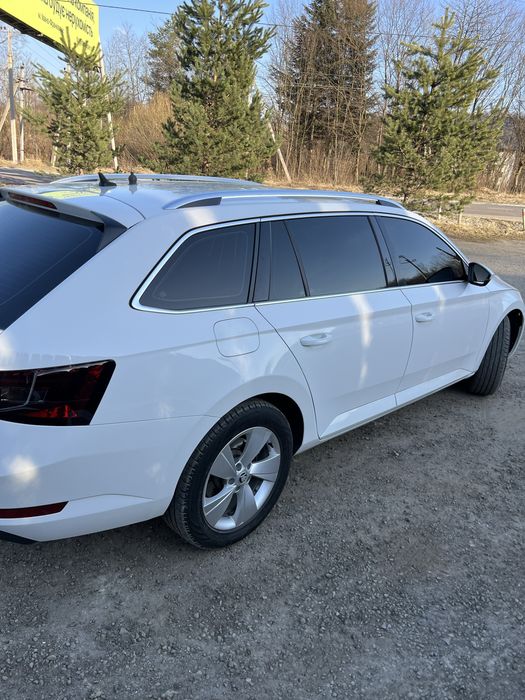 Skoda Superb 2017.