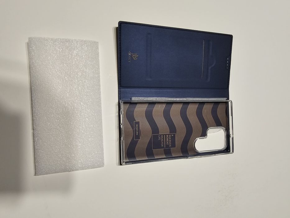 Etui Dux Ducis Skin Pro do Galaxy S23 Ultra