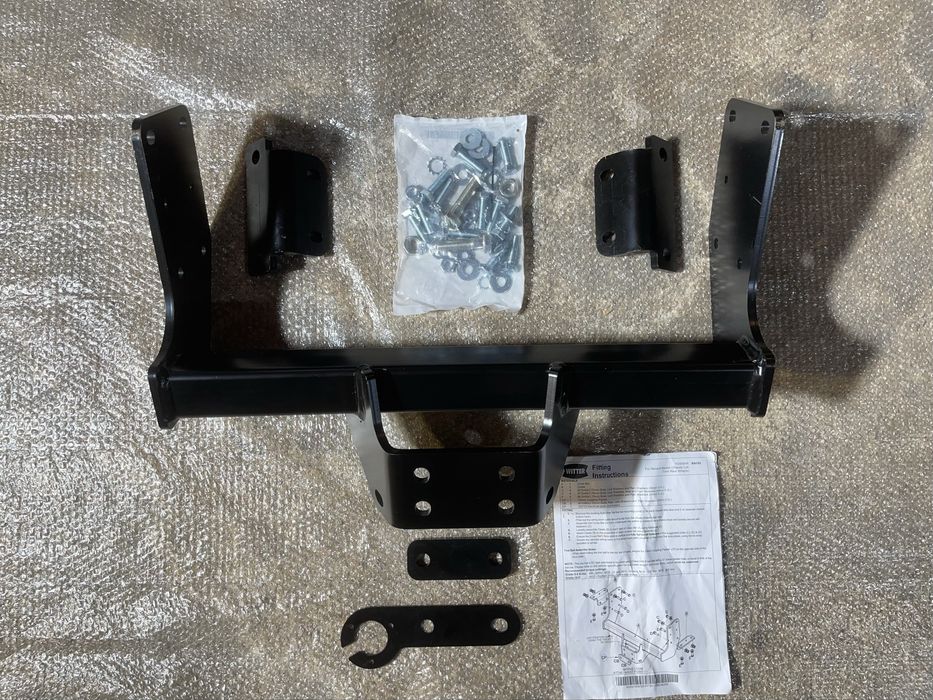 Engate de reboque, para o Renault Master Chassis Cab (com rodas traseiras duplas / twin rear wheels)