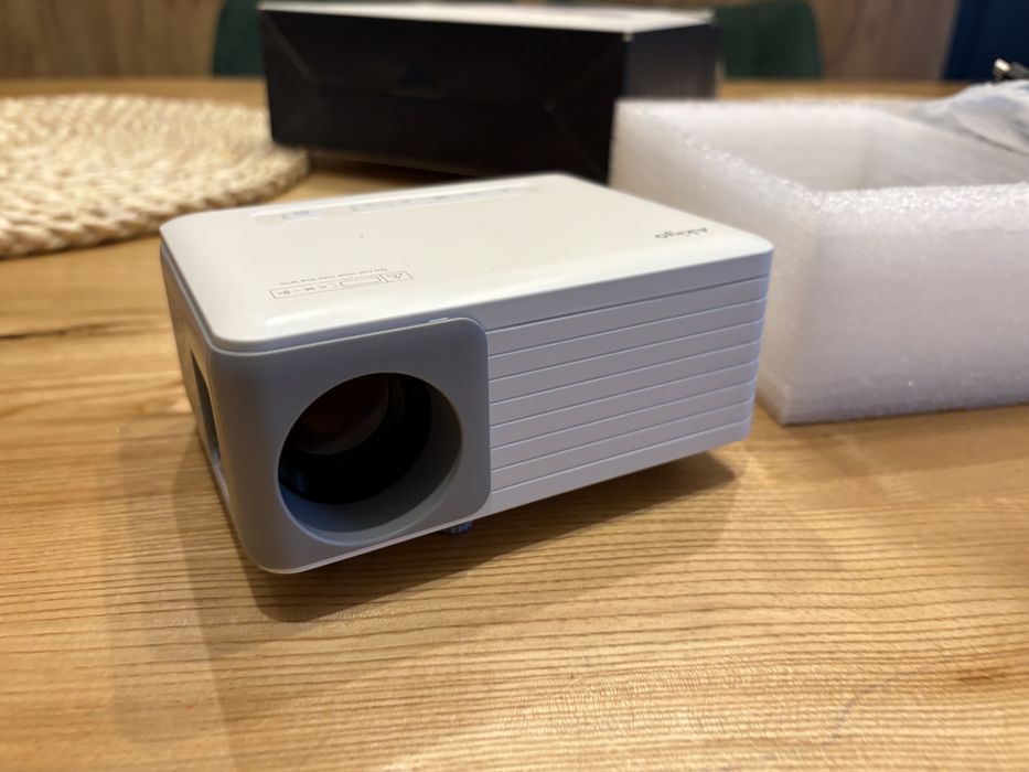 Akiyo mini led projektor hdmi