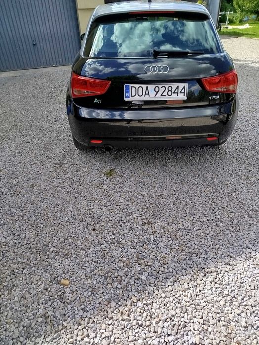 Audi A1   1.2 tfsi. książka serwisowa. panorama