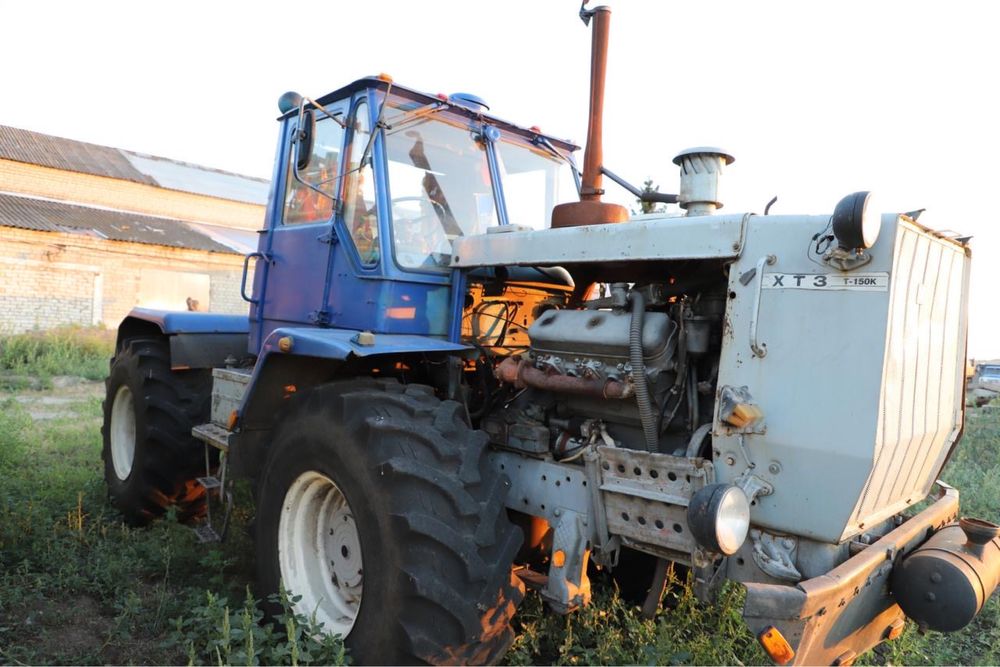 Трактор ХТЗ-150