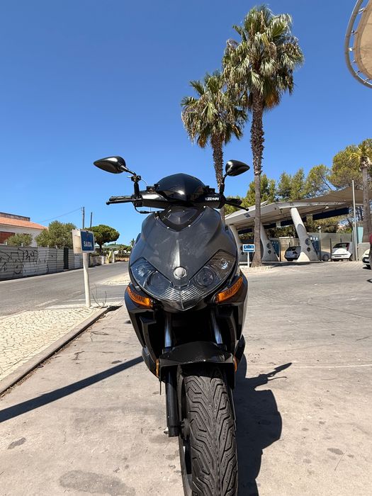 Scooter KEEWAY X-blade 50cc 2T