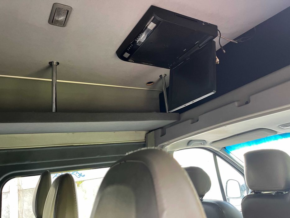 Оpel Vivaro Extra Long  Пасажир 9 місць В рідній фарбі!