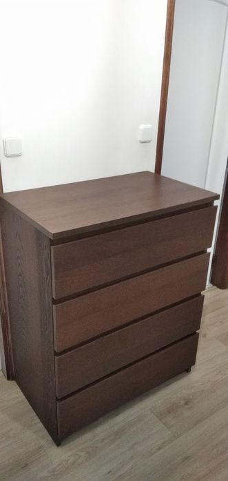 Malm - IKEA - cómoda 4 gavetas