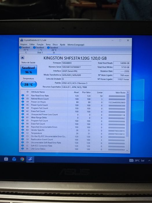Disco SSD de marca Kingston já com os portes incluídos