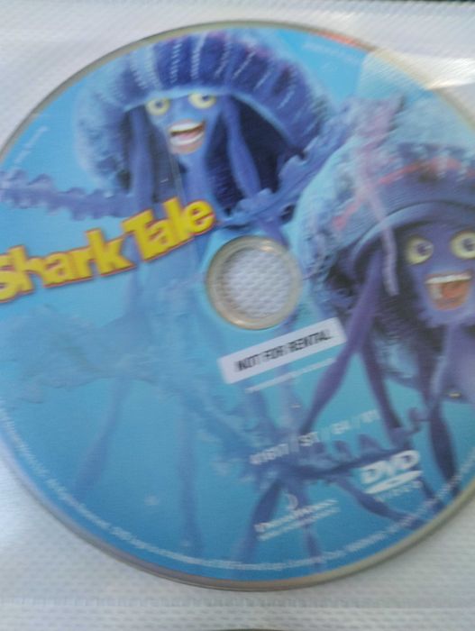 Filmes e jogos em bom estado