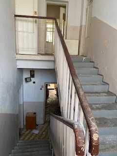 Комплекс нежитлових будівель(991,5 кв.м.)-м.Новий Розділ,Львівська обл