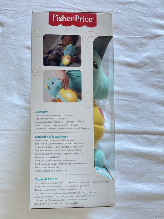 Boneco que brilha e toca músicas