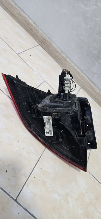 стоп ліхтар фонар правий на vw golf 7