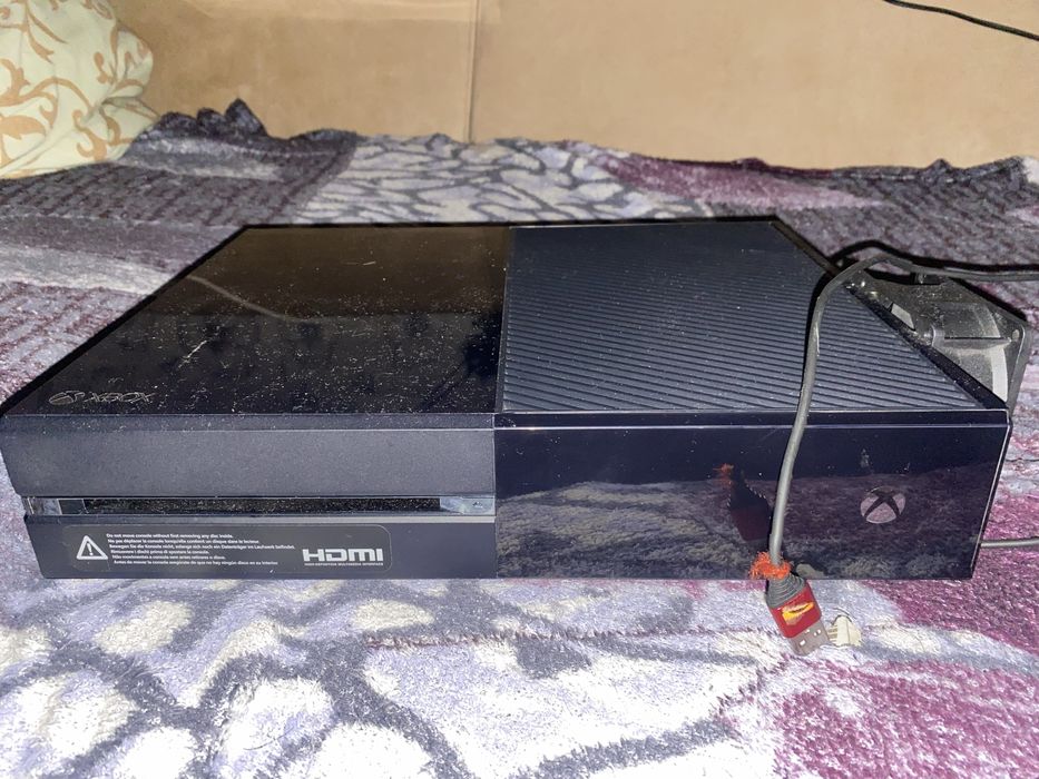 продам Xbox one 500gb