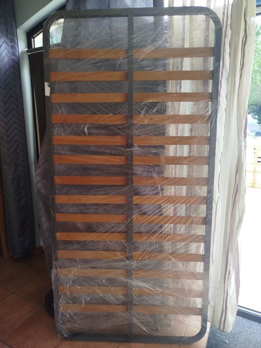 Estrado para cama  criança/jovem/adolescente/solteiro (ler descrição)
