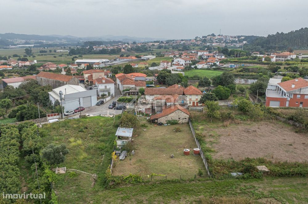 Moradia Independente com projeto aprovado para Venda em Coronado