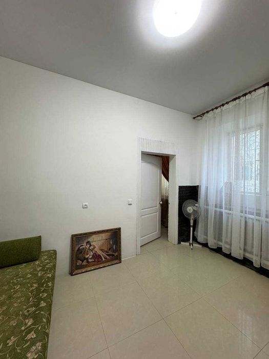 Продам БУДИНОК на Слободці!