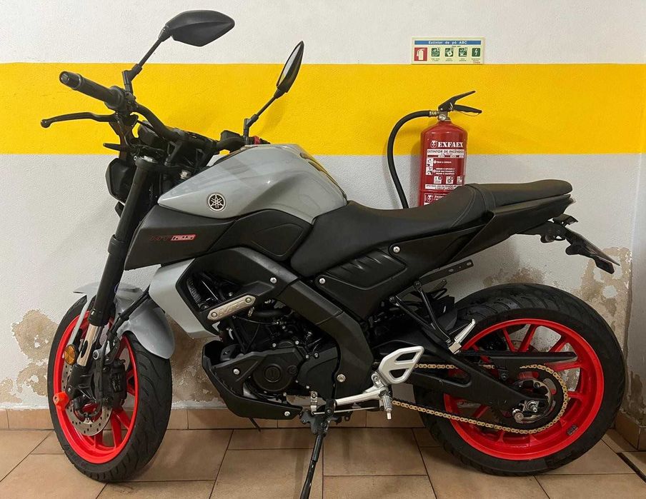 Yamaha MT 125 como nova