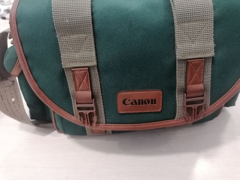 Câmara Fotográfica EOS 300 Nova