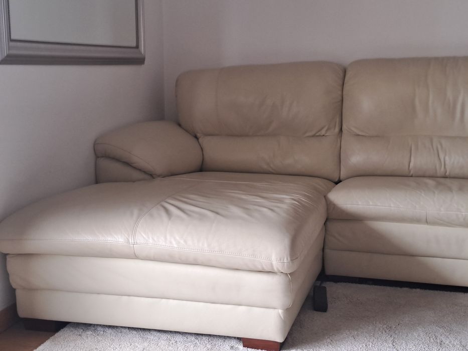 Sofá com chaise long 100% pele