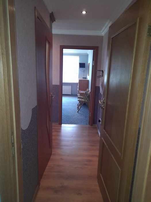 Квартира подобово посуточно.Недалеко озеро.Центр 2к, власник