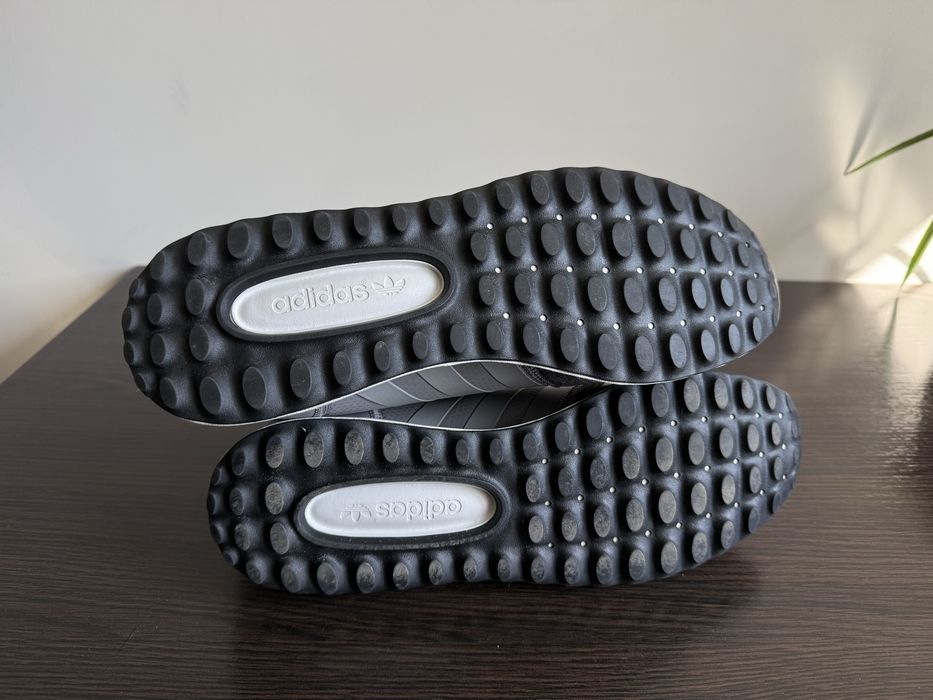 Кросівки Adidas Los Angeles Grey CQ2262 Розмір 46 на 29.5 см
