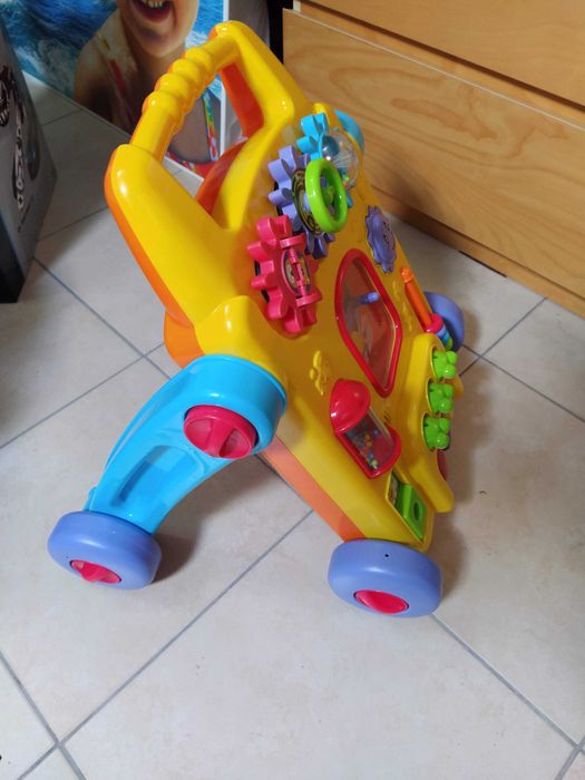 Mesa de atividades multifuncional para bebés/crianças