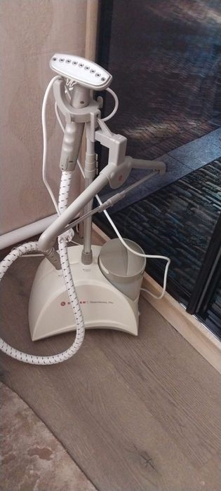 Продам паровий утюг