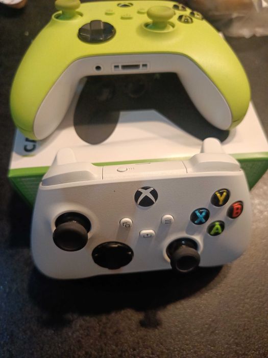 Pady do Xbox 2 sztuki