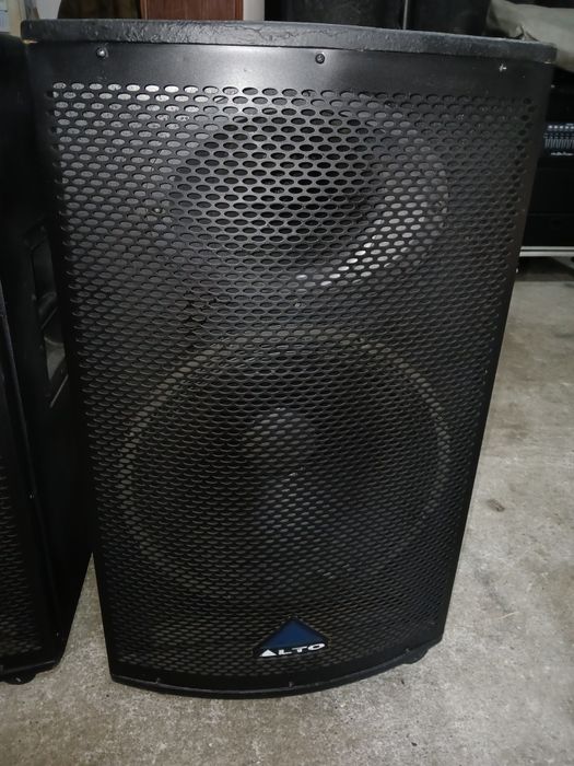 Colunas de São marca alto em bom estado