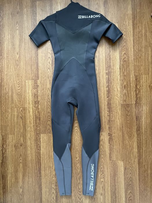 BILLABONG Pianka neoprenowa rozm.SL