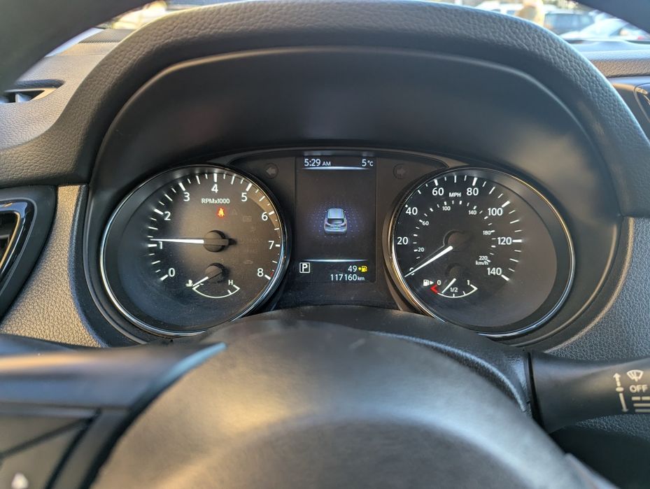 Кросовер Nissan rogue sport 2.0 2017 awd