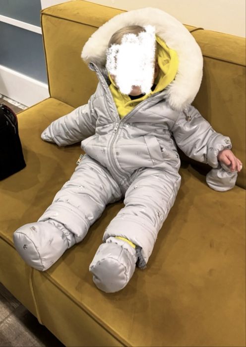 Продам детский зимний комбинезон