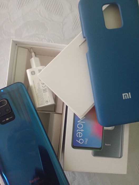 Xiaomi Redmi Note 9 Pro.