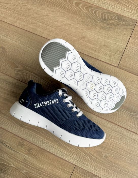 Нові оригінальні кросівки BIKKEMBERGS