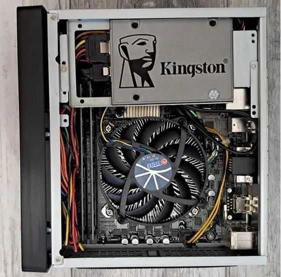 ПК в міні-корпусі Core i3-7100 / 8Gb / 240 SSD