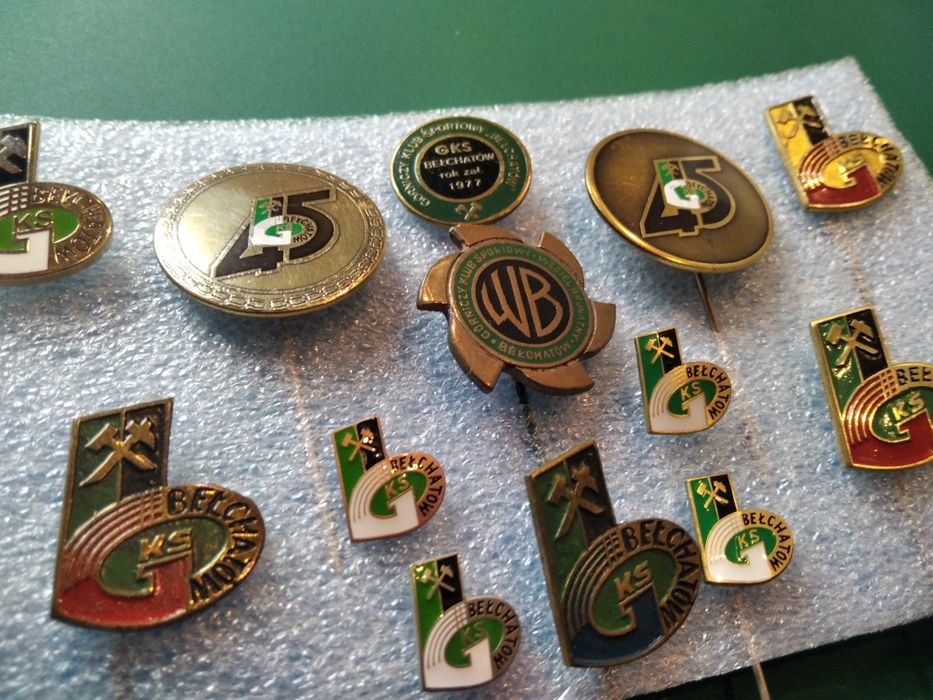 GKS BEŁCHATÓW - zestaw odznak - przypinki odznaki piny znaczki wpinki