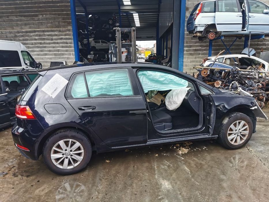 Peças Volkswagen Golf 7 1.6 TDI do ano 2017 (DDY)