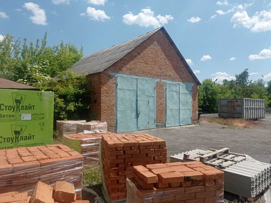 Паливний склад, залізнична колія, автоваги, гаражі