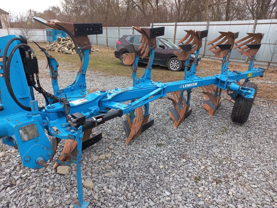 Плуг Lemken Europal 7 4+1 корпусний