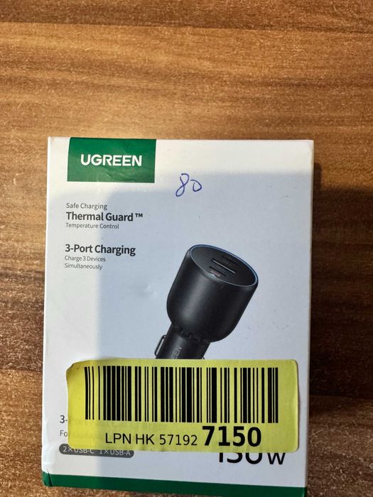 Ładowarka samochodowa Ugreen CD293 2x USB-C PD i 1x USB-A 130W - czarna