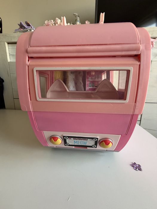 LOL Surprise domek kamper z akcesoriami