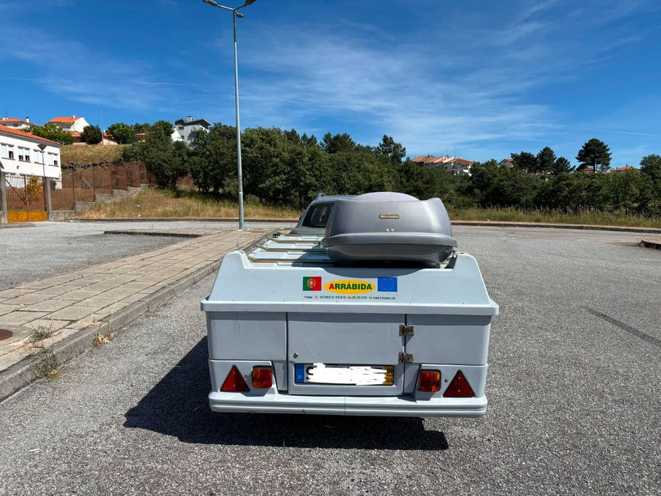 Auto tenda como nova