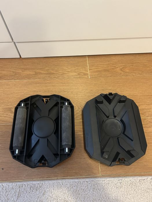 Push ups and Slide Decathlon