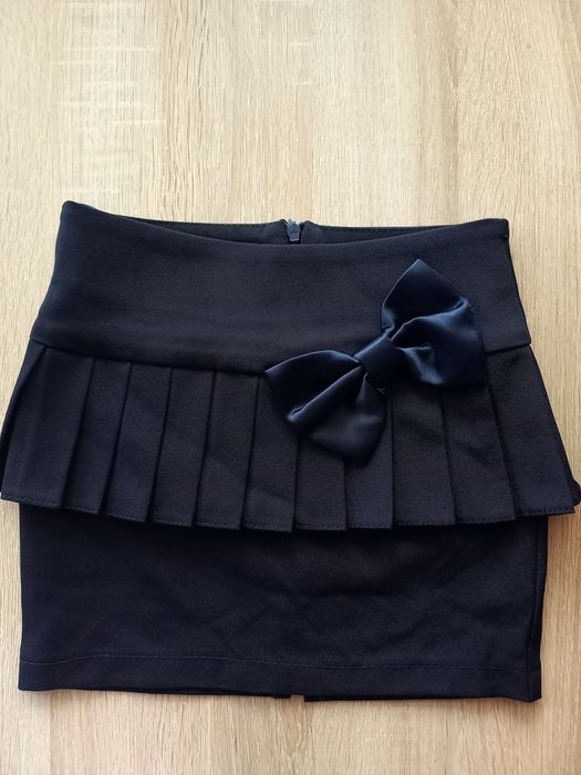 Школьная форма троечка (жилетка, юбка, брюки)