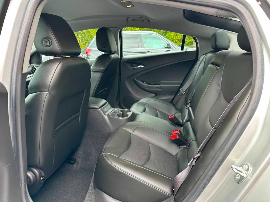 Chevrolet Volt      2016