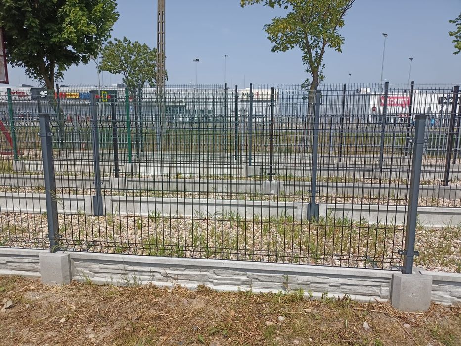 Ogrodzenia panelowe panel bramy furtki słupki płot palety