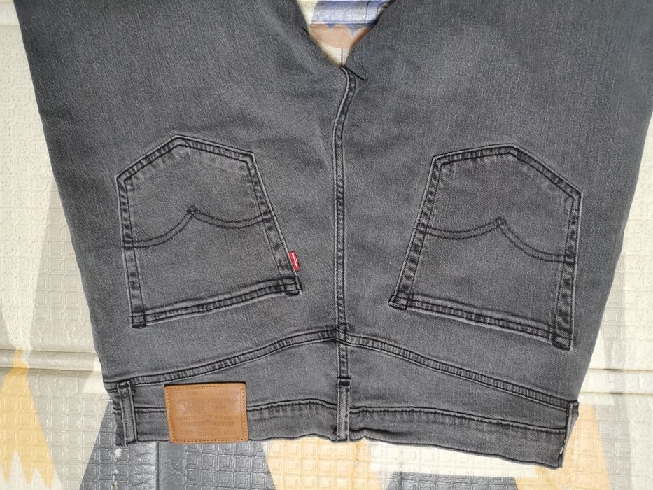 Джинсы Levis, размер 36/32