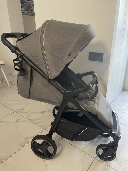 Дитяча коляска Carrello Bravo