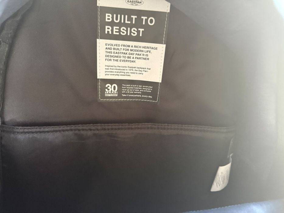 Vendo mochila nova