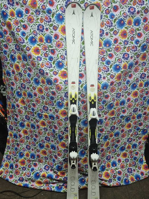 Narty Atomic Cloud 11 .158 lub 151 cm super stan .