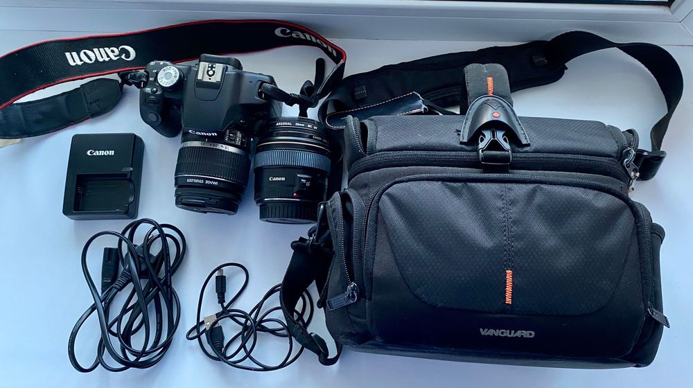 Canon EOS 500D + повний комплект + сумка Vanguard + карта пам’яті